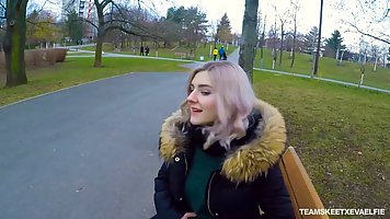 petite blonde babe, eva elfie sucked a stranger&#039;s d...